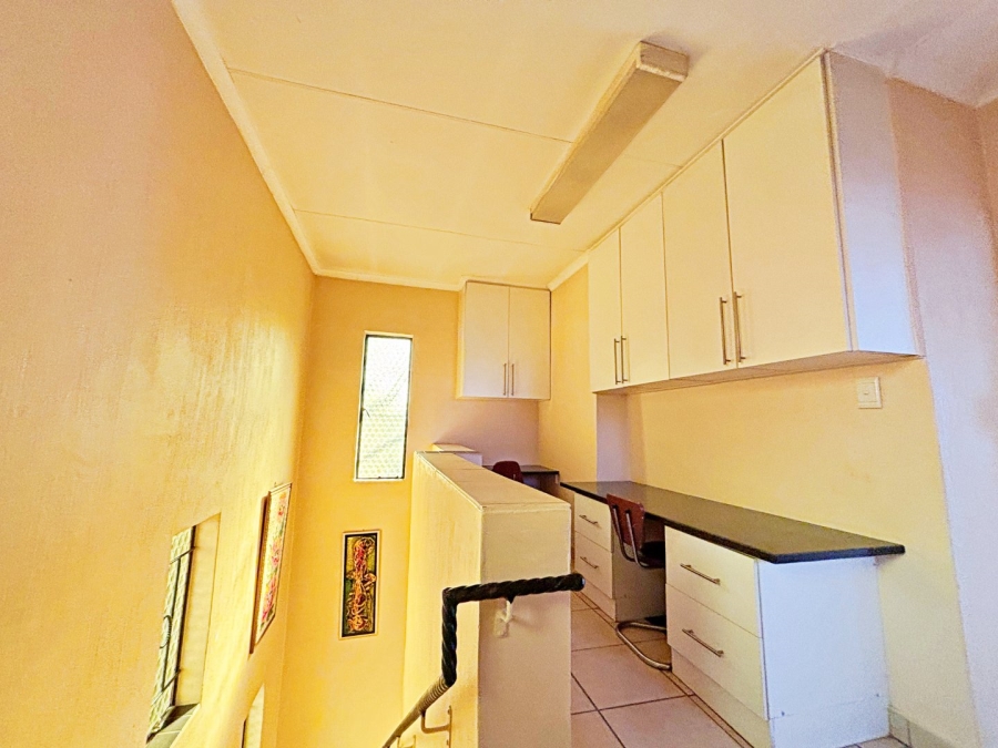 4 Bedroom Property for Sale in Eldoraigne Gauteng