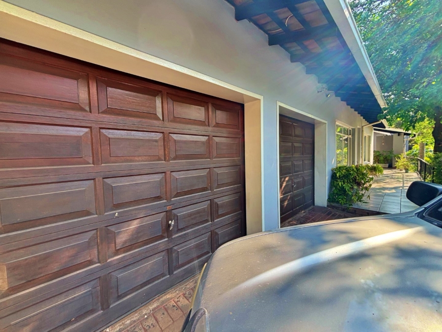 4 Bedroom Property for Sale in Eldoraigne Gauteng