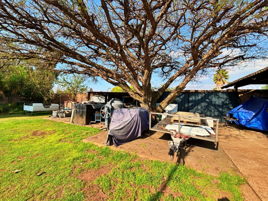 4 Bedroom Property for Sale in Eldoraigne Gauteng