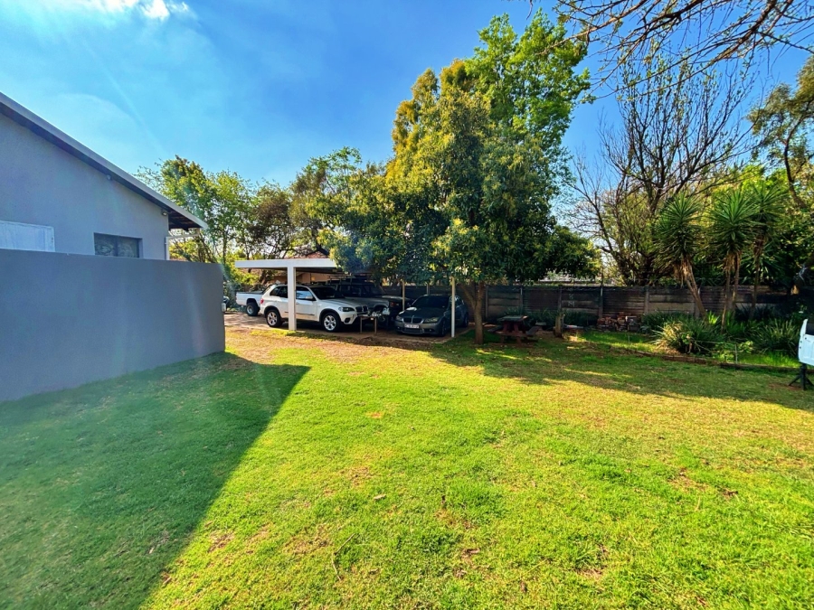 4 Bedroom Property for Sale in Eldoraigne Gauteng