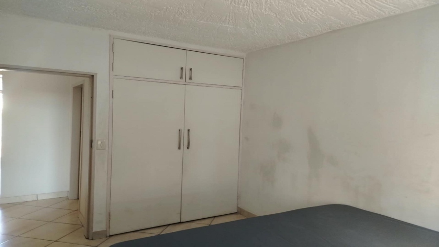 3 Bedroom Property for Sale in Maroelana Gauteng