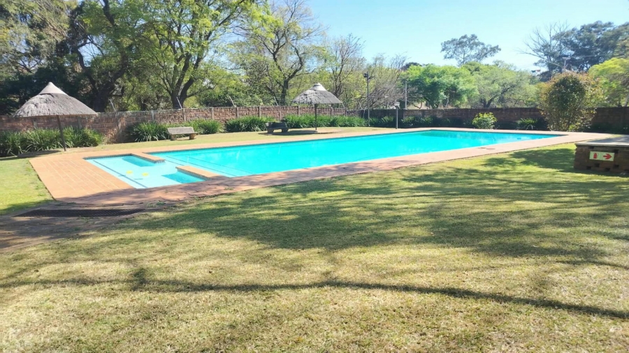 3 Bedroom Property for Sale in Maroelana Gauteng