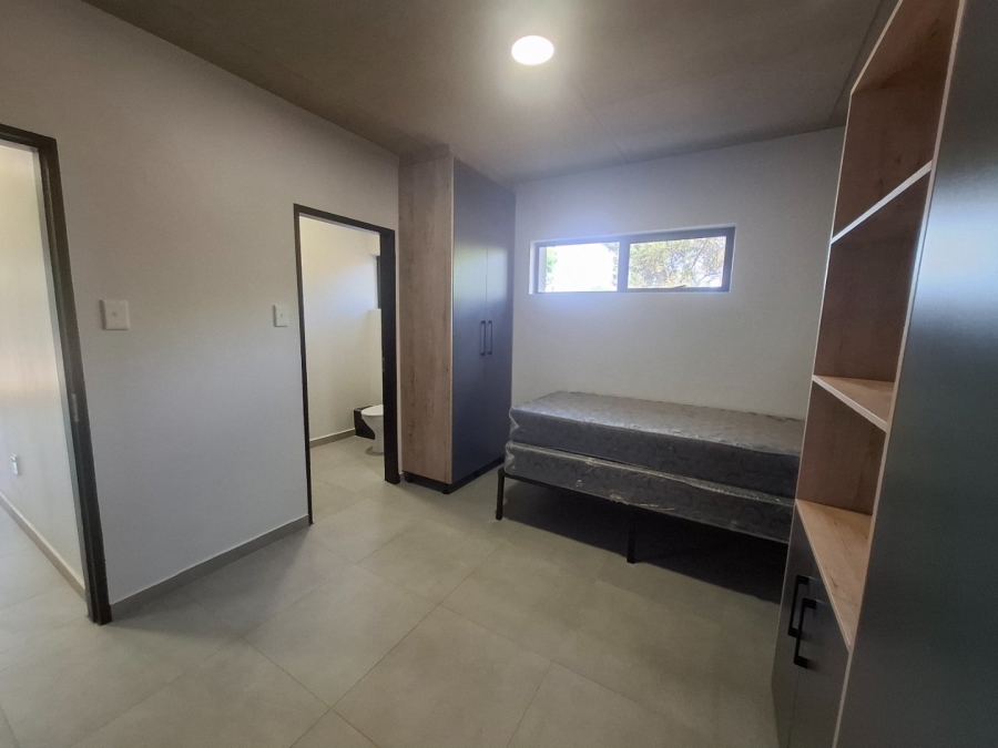 To Let 1 Bedroom Property for Rent in Lyttelton Manor Gauteng