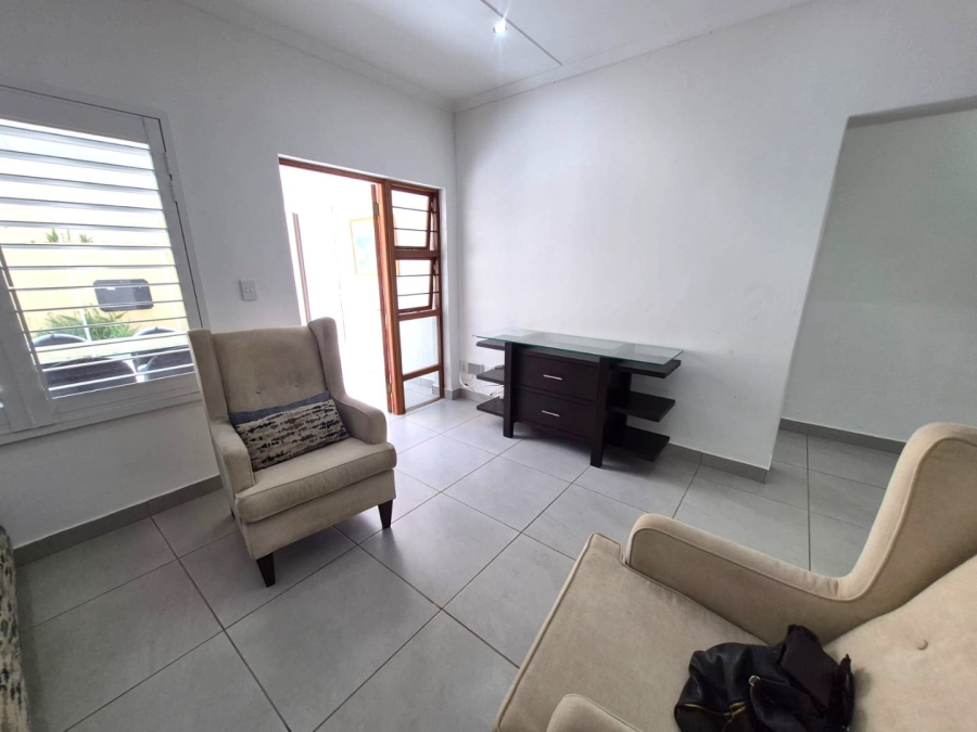 To Let 2 Bedroom Property for Rent in Khyber Rock Gauteng