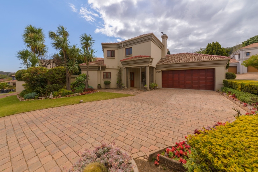  Bedroom Property for Sale in Faerie Glen Gauteng