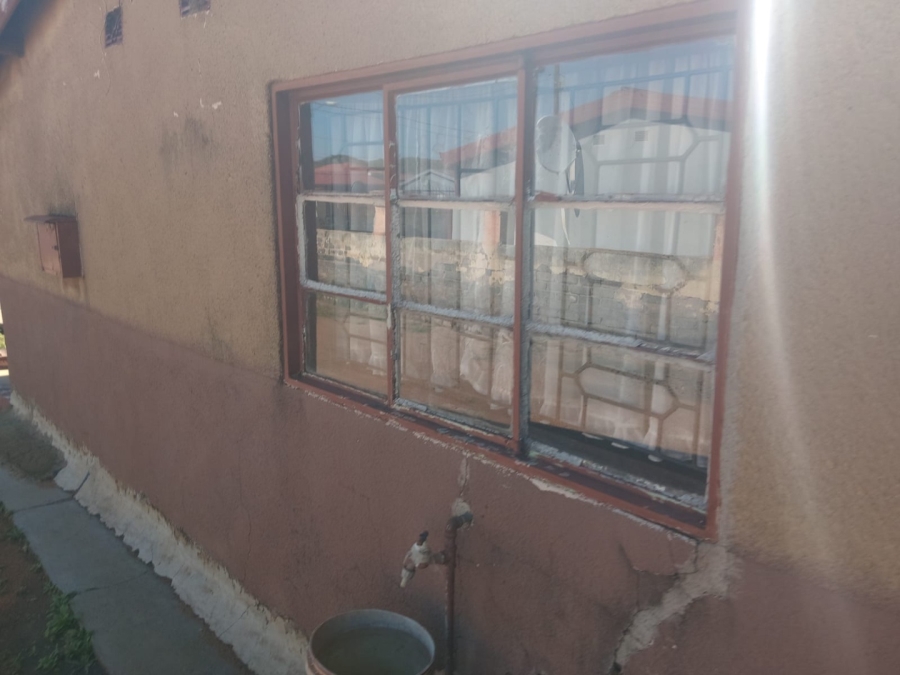  Bedroom Property for Sale in Pretoria North Gauteng