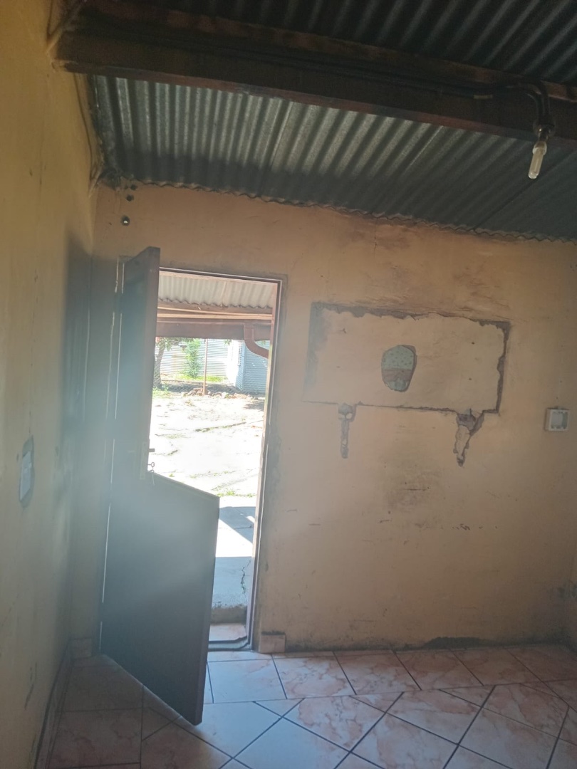 Bedroom Property for Sale in Pretoria North Gauteng