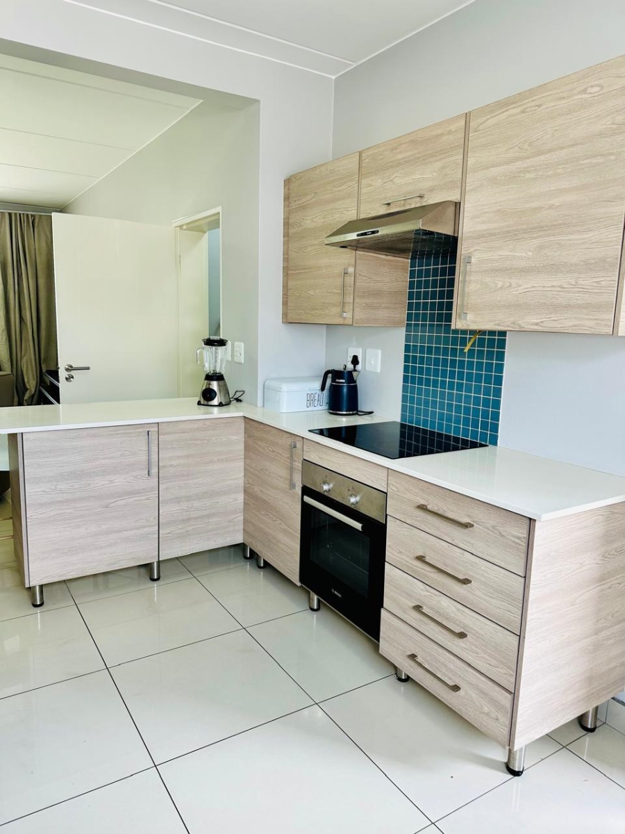 2 Bedroom Property for Sale in Blue Hills Gauteng