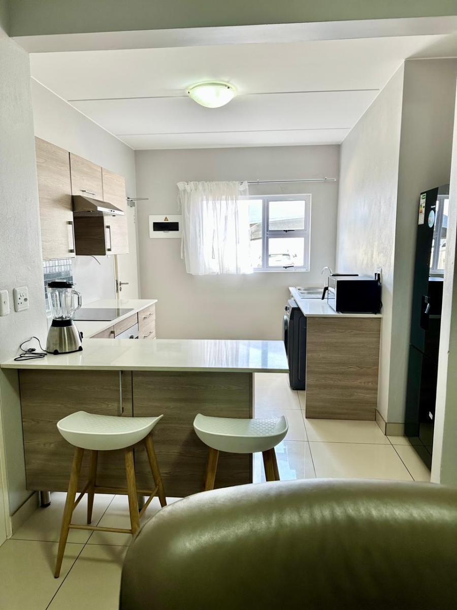 2 Bedroom Property for Sale in Blue Hills Gauteng