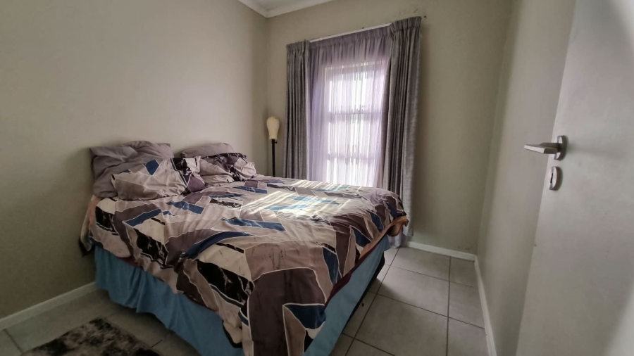 1 Bedroom Property for Sale in Grand Central Gauteng