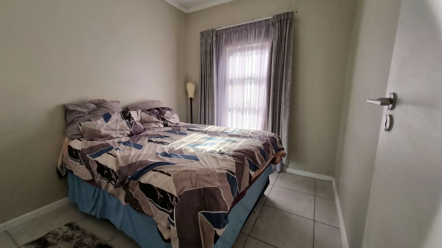 1 Bedroom Property for Sale in Grand Central Gauteng