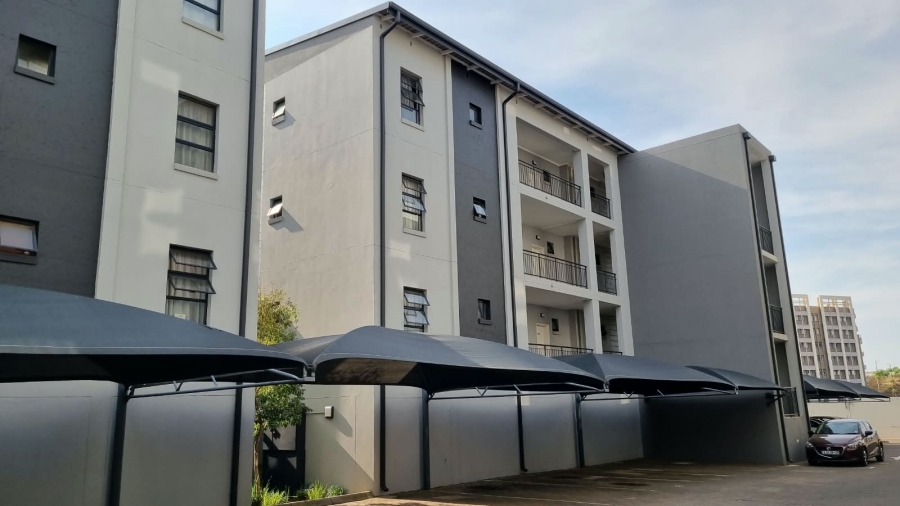 1 Bedroom Property for Sale in Grand Central Gauteng