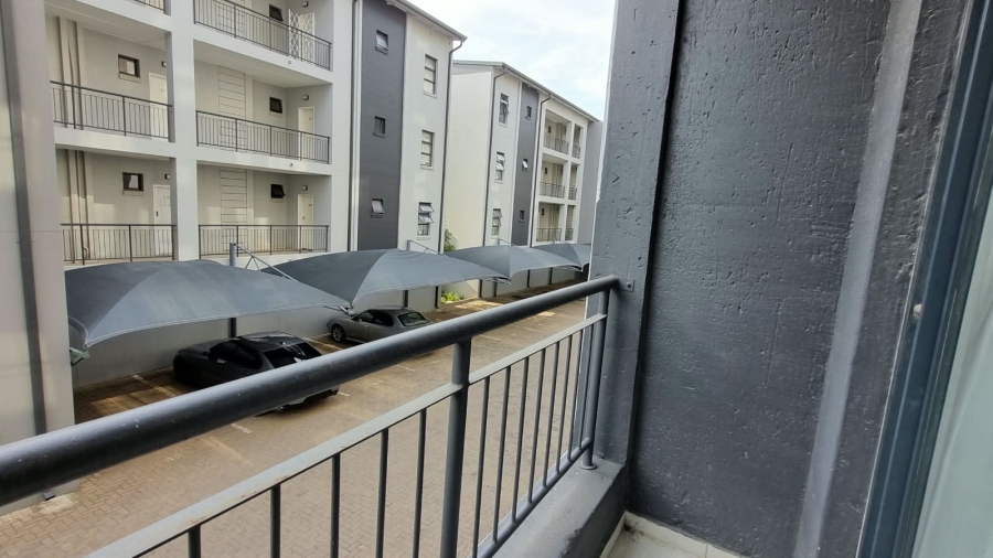 1 Bedroom Property for Sale in Grand Central Gauteng