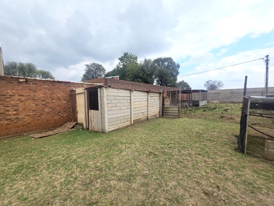 Commercial Property for Sale in Lilyvale Gauteng