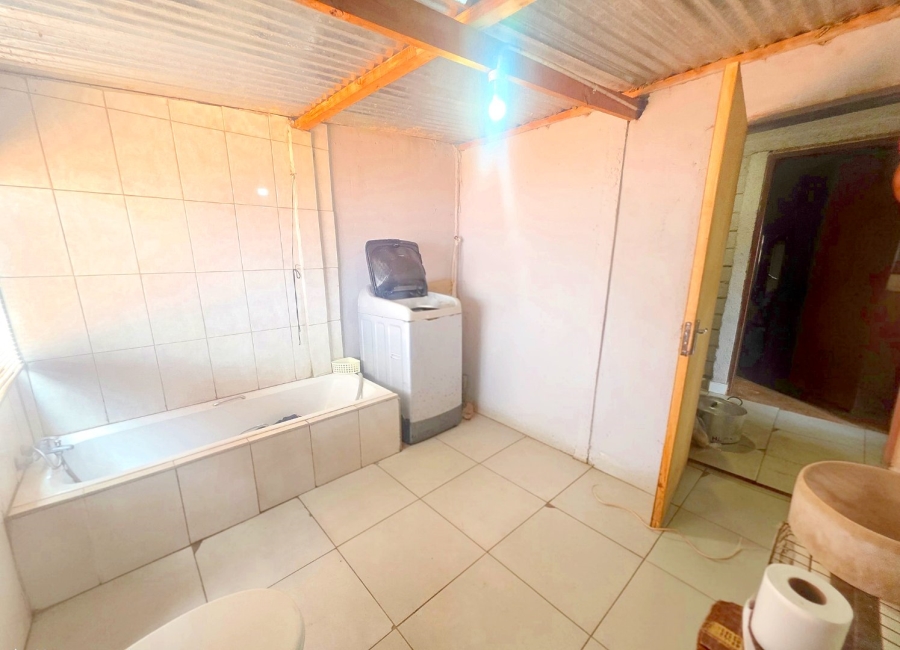 Commercial Property for Sale in Lilyvale Gauteng