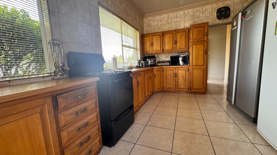 4 Bedroom Property for Sale in Risiville Gauteng