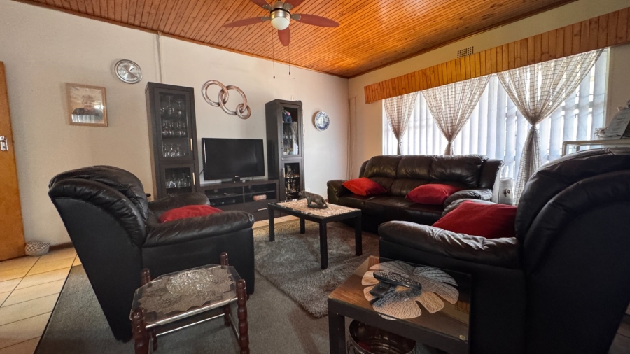 4 Bedroom Property for Sale in Risiville Gauteng