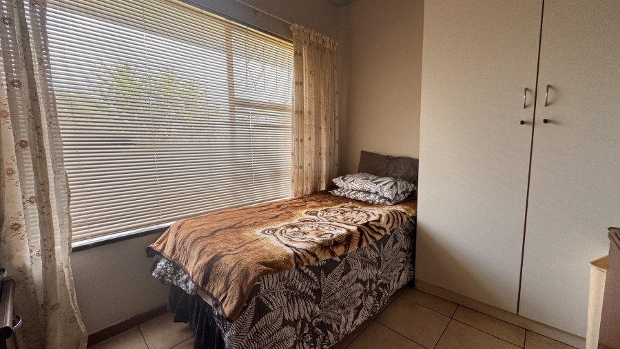 4 Bedroom Property for Sale in Risiville Gauteng