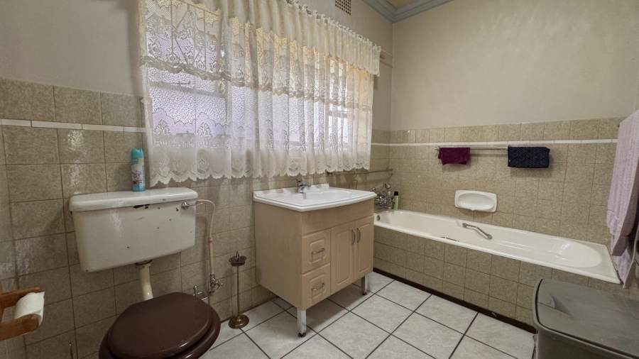 4 Bedroom Property for Sale in Risiville Gauteng