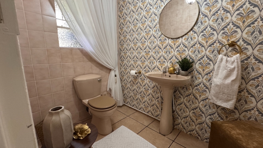 4 Bedroom Property for Sale in Three Rivers East Gauteng