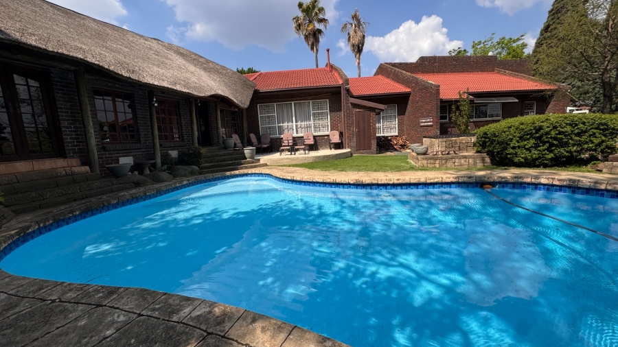 4 Bedroom Property for Sale in Three Rivers East Gauteng