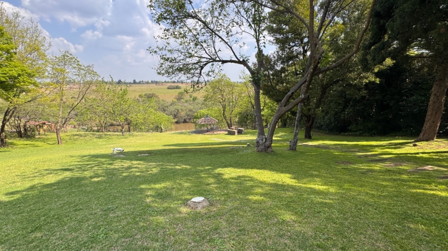 4 Bedroom Property for Sale in Three Rivers East Gauteng