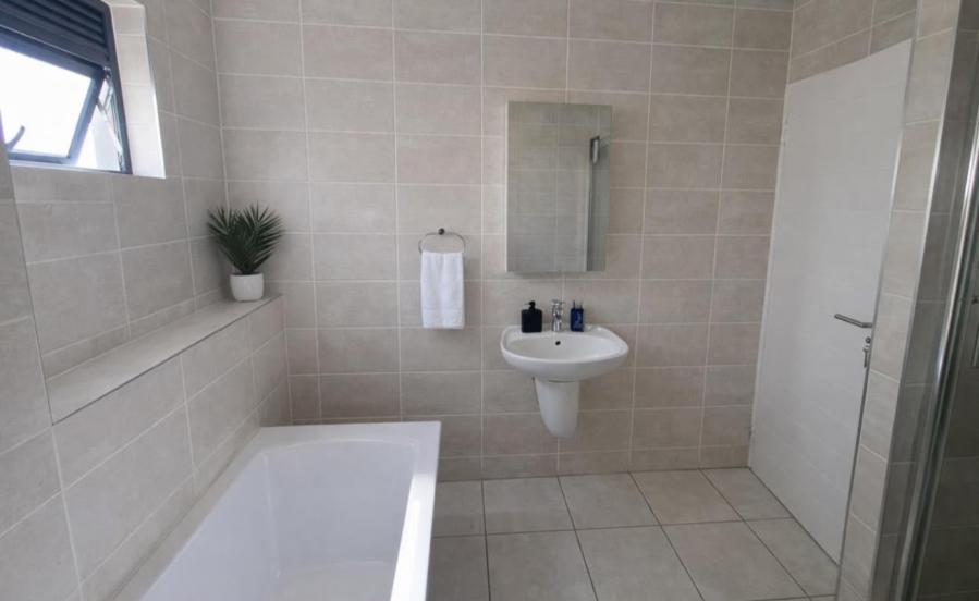 1 Bedroom Property for Sale in Savannah Country Estate Gauteng