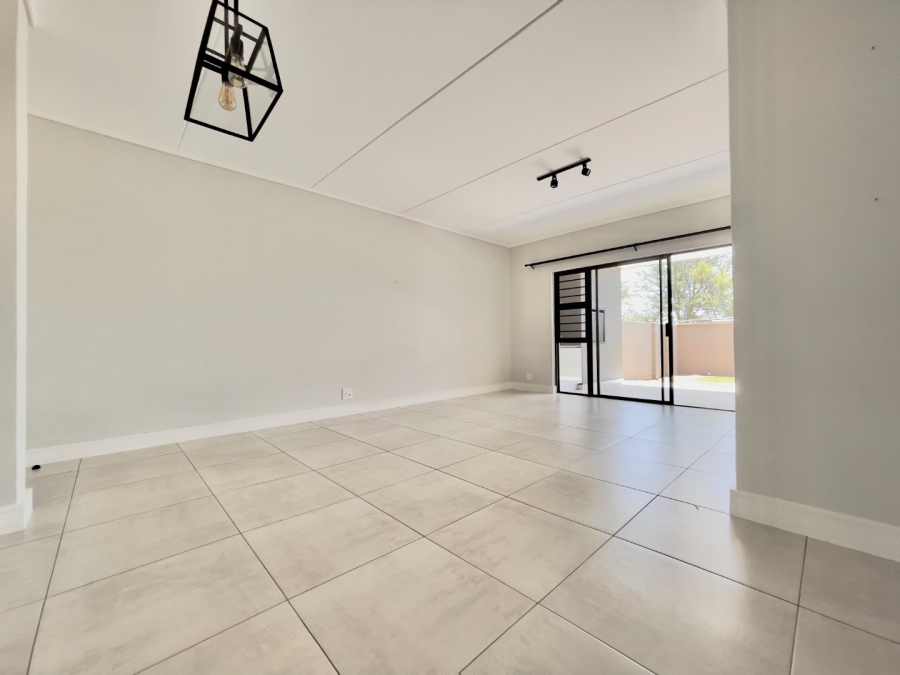 To Let 3 Bedroom Property for Rent in The Polofields Gauteng
