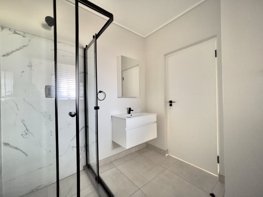 To Let 3 Bedroom Property for Rent in The Polofields Gauteng
