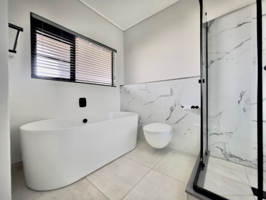 To Let 3 Bedroom Property for Rent in The Polofields Gauteng