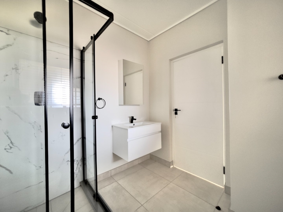 To Let 3 Bedroom Property for Rent in The Polofields Gauteng