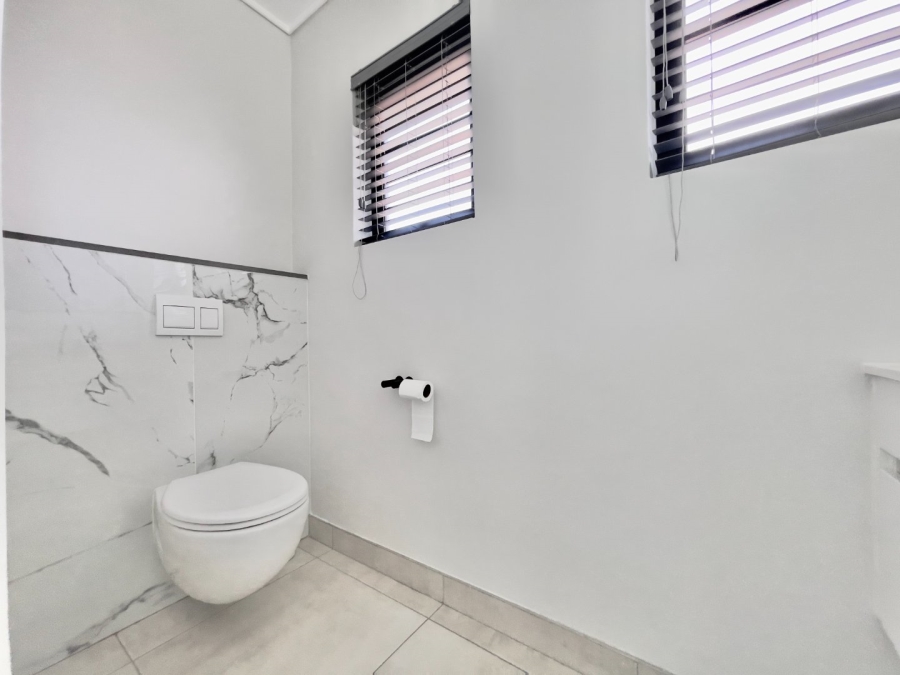 To Let 3 Bedroom Property for Rent in The Polofields Gauteng
