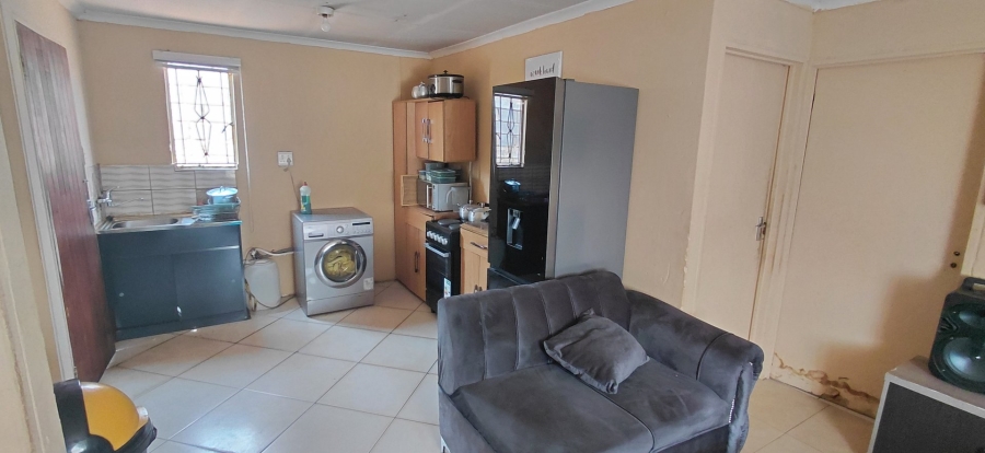 3 Bedroom Property for Sale in Protea Glen Gauteng