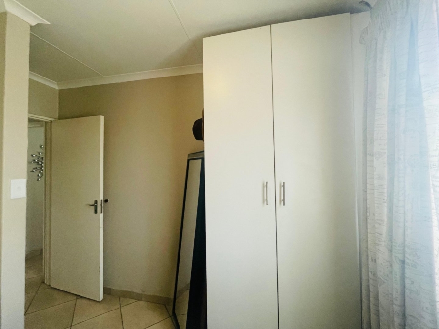 2 Bedroom Property for Sale in Summerset Gauteng