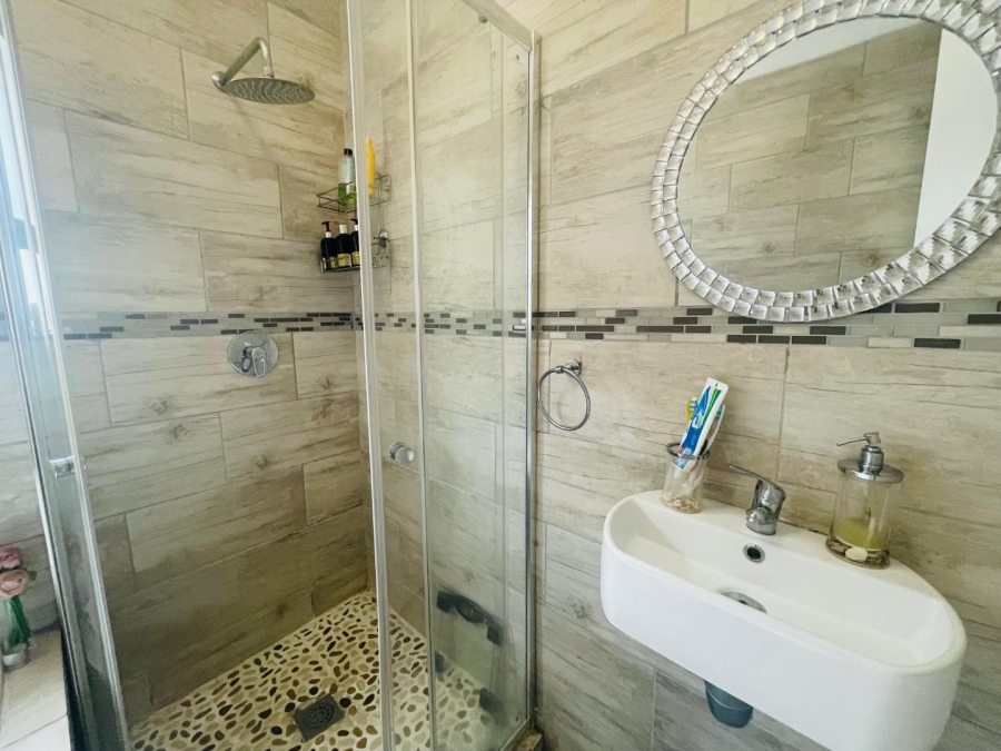 2 Bedroom Property for Sale in Summerset Gauteng