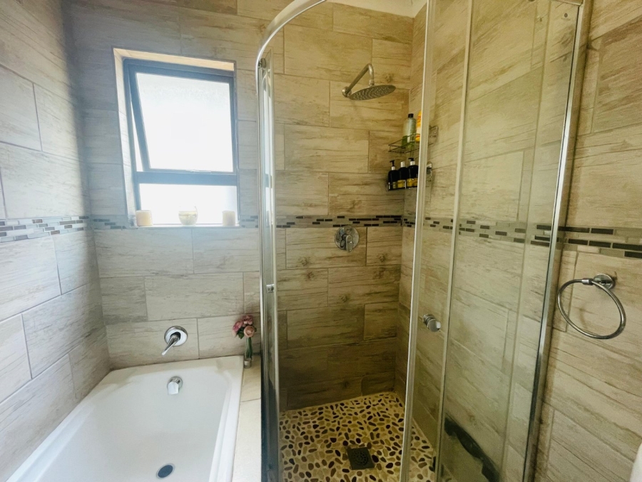 2 Bedroom Property for Sale in Summerset Gauteng