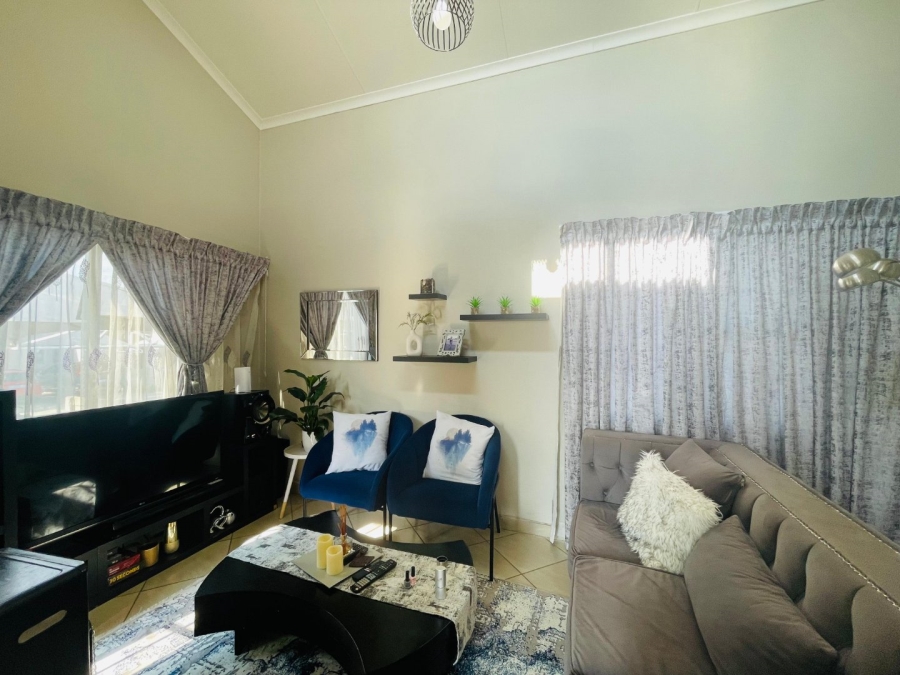 2 Bedroom Property for Sale in Summerset Gauteng