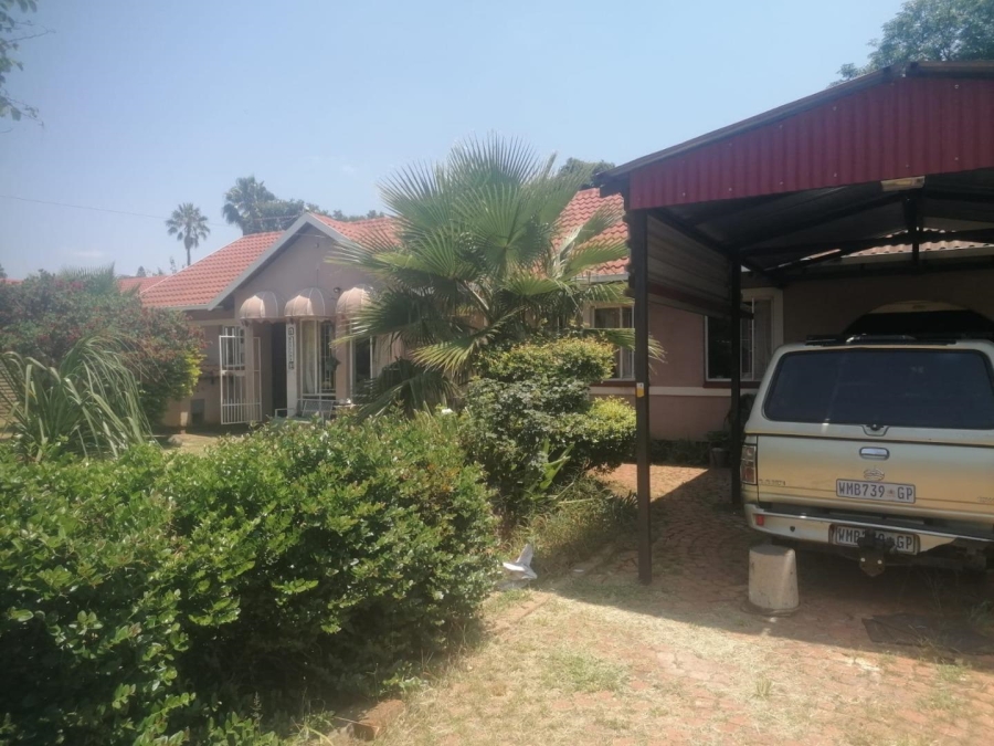  Bedroom Property for Sale in Pretoria North Gauteng