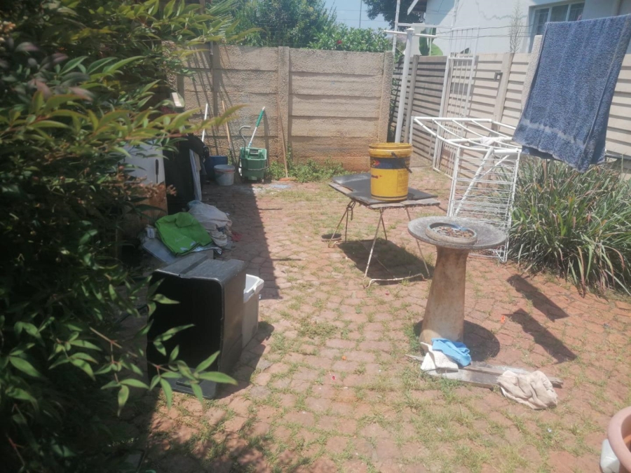  Bedroom Property for Sale in Pretoria North Gauteng