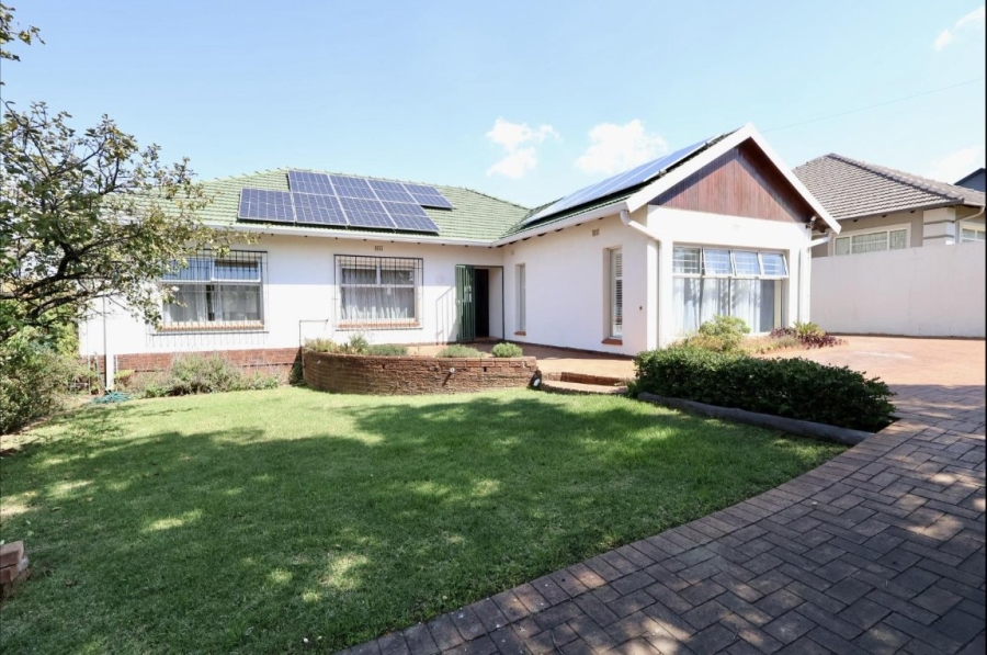 3 Bedroom Property for Sale in Dawnview Gauteng
