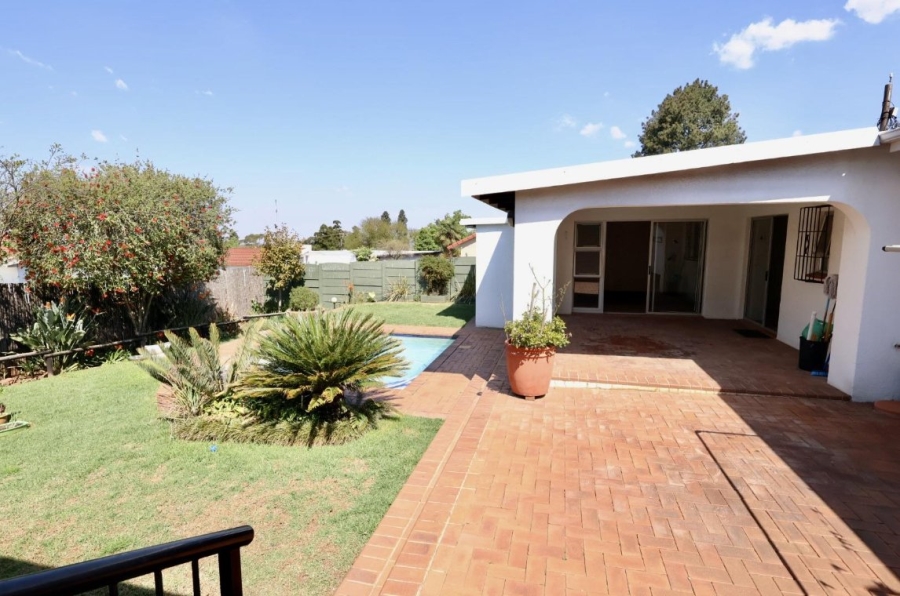 3 Bedroom Property for Sale in Dawnview Gauteng