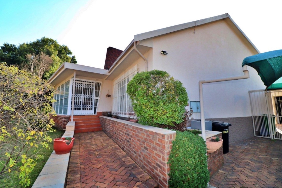 3 Bedroom Property for Sale in Dawnview Gauteng