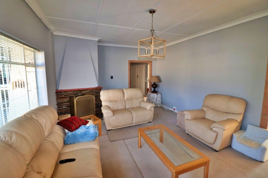 3 Bedroom Property for Sale in Dawnview Gauteng