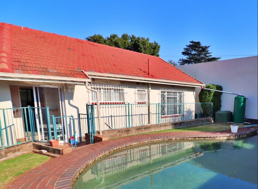 3 Bedroom Property for Sale in Dawnview Gauteng