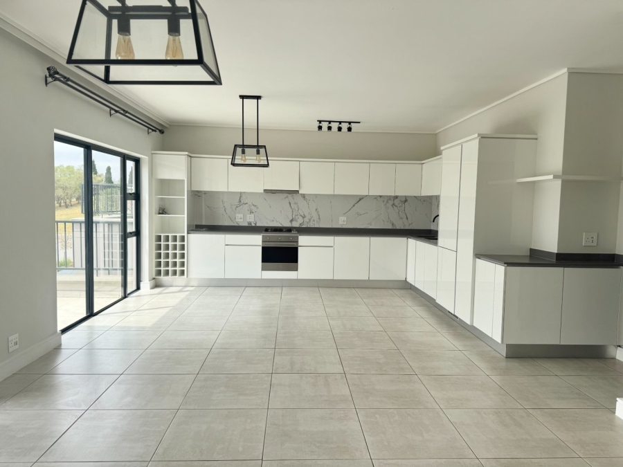 To Let 2 Bedroom Property for Rent in The Polofields Gauteng