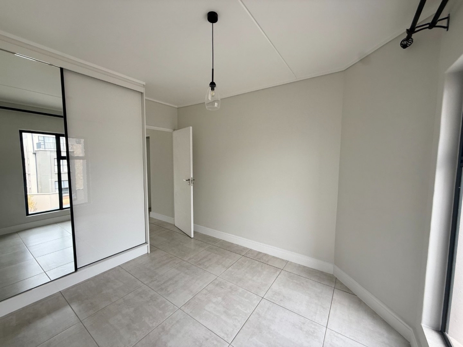 To Let 2 Bedroom Property for Rent in The Polofields Gauteng