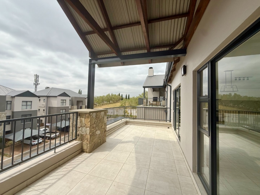 To Let 2 Bedroom Property for Rent in The Polofields Gauteng