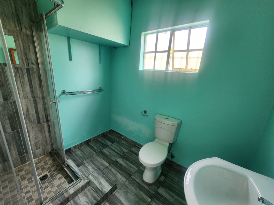 To Let  Bedroom Property for Rent in Brackenhurst Gauteng