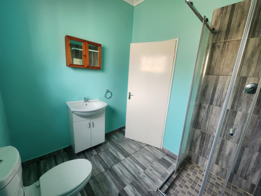 To Let  Bedroom Property for Rent in Brackenhurst Gauteng