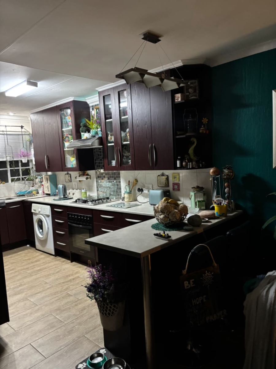 2 Bedroom Property for Sale in Norkem Park Gauteng